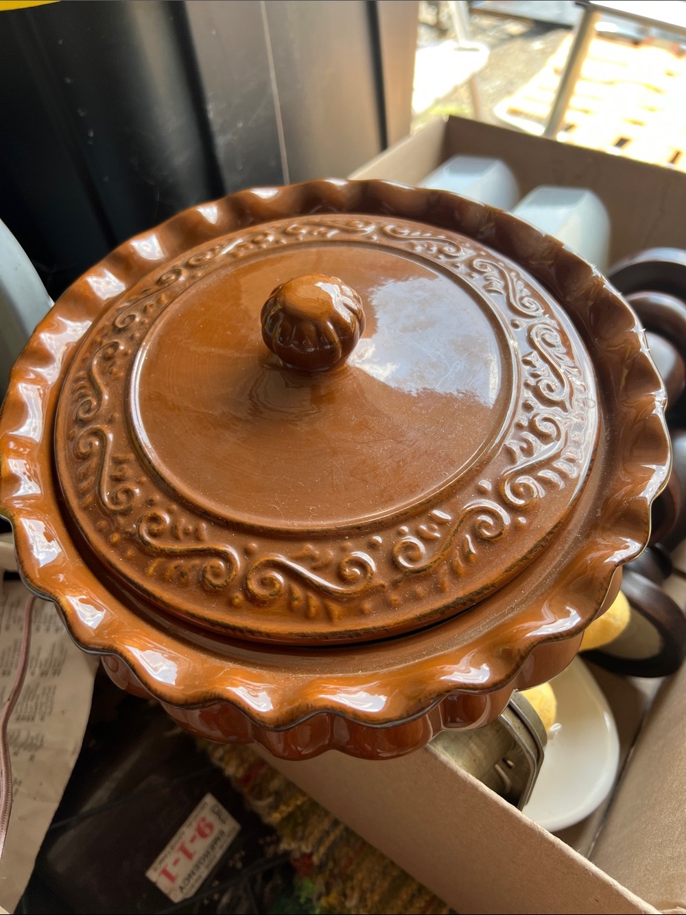 Vintagev Decorative Brown Ceramic Lidded Casserole Dish